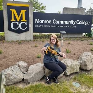 Meet your Posher, Abby